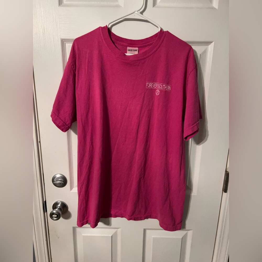 Magenta t shirt
